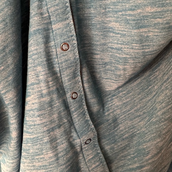 Lululemon Heathered Blue/Turquoise/Teal Vinyasa Scarf - Picture 2 of 3